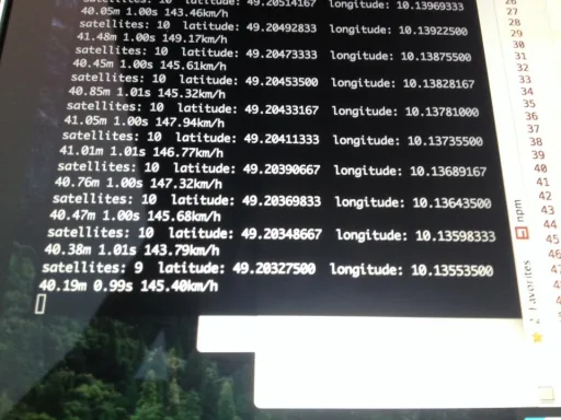 Nodejs gps tracking terminal